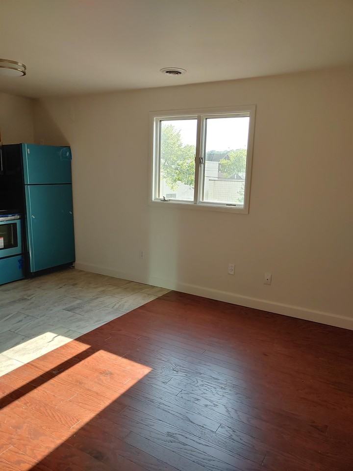 525 Allegheny River Boulevard - Photo 4 of 8