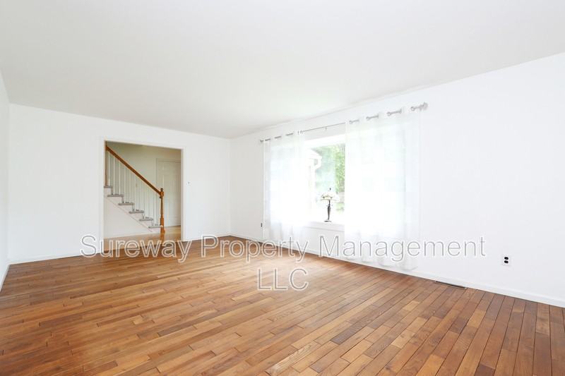 276 Highland Ave - Photo 3 of 21