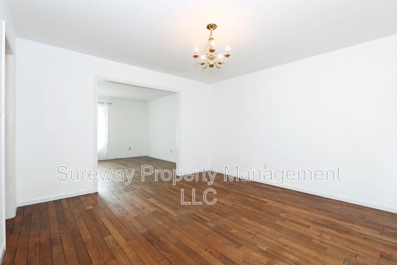 276 Highland Ave - Photo 7 of 21