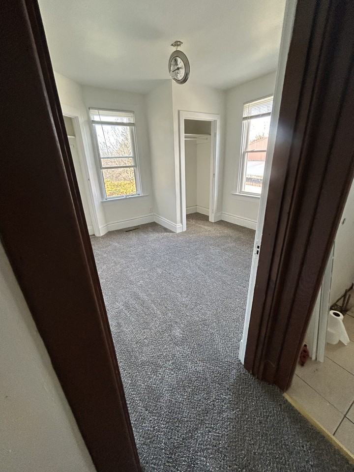 1365 Mount Pleasant Road - Photo 7 of 10