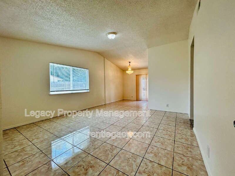 3609 Huntsman Dr - Photo 4 of 23