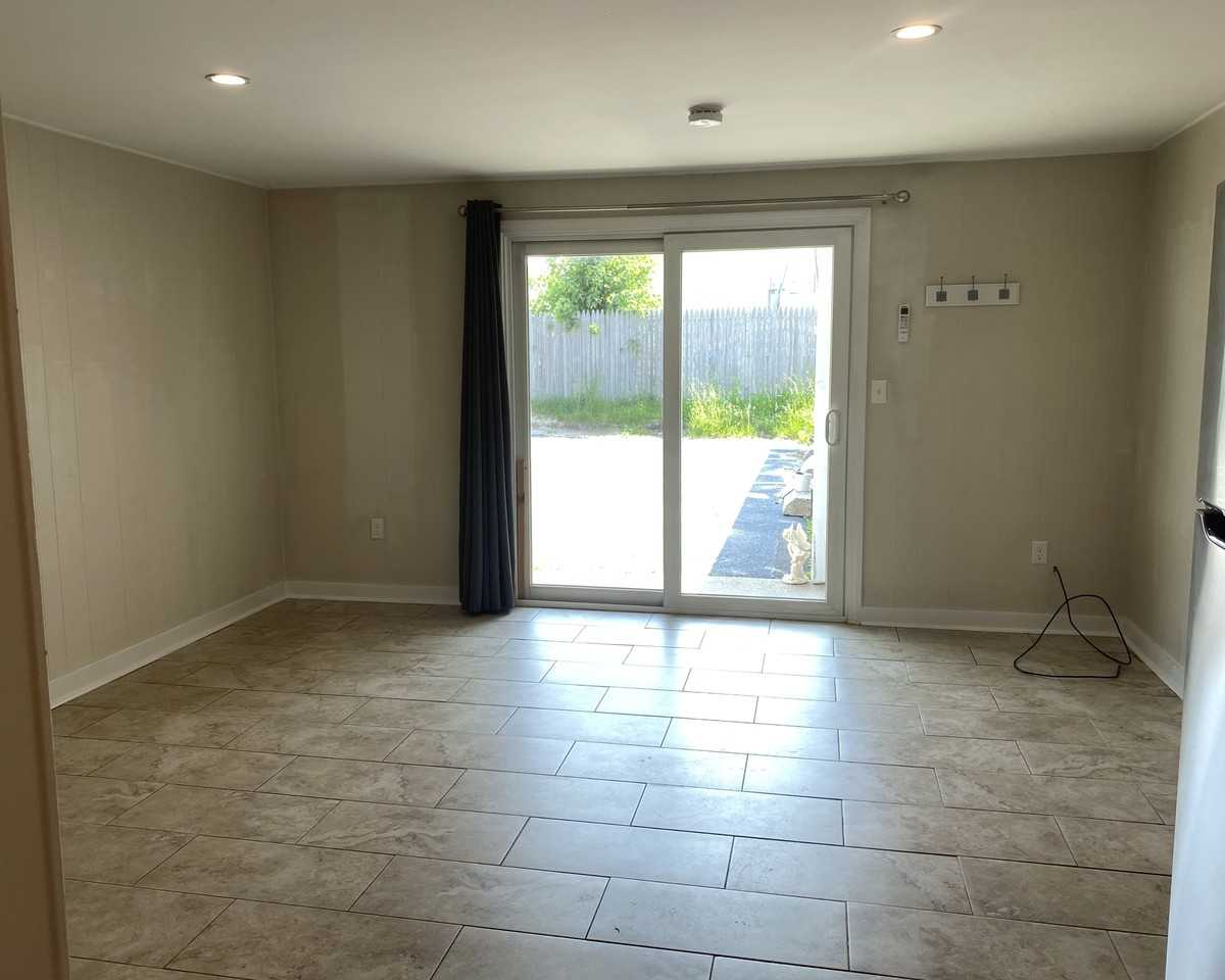 18 Imperial - Photo 5 of 14