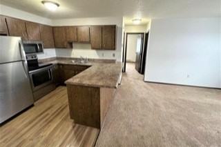 724 South Congress Street - Photo 5 of 6