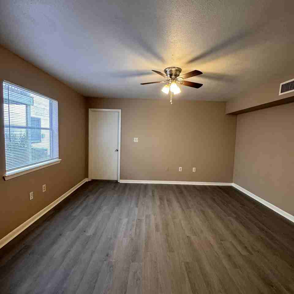 101 1st Ave - Photo 4 of 10