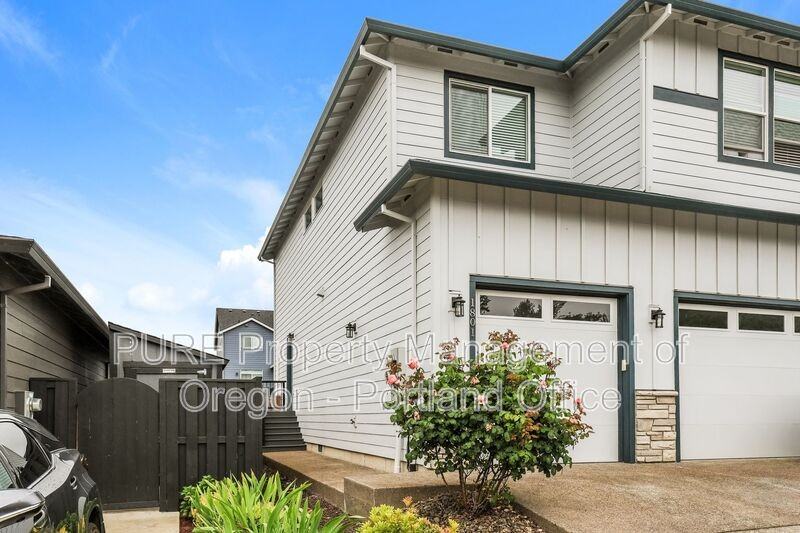 1801 Ne Robert Rd - Photo 6 of 20