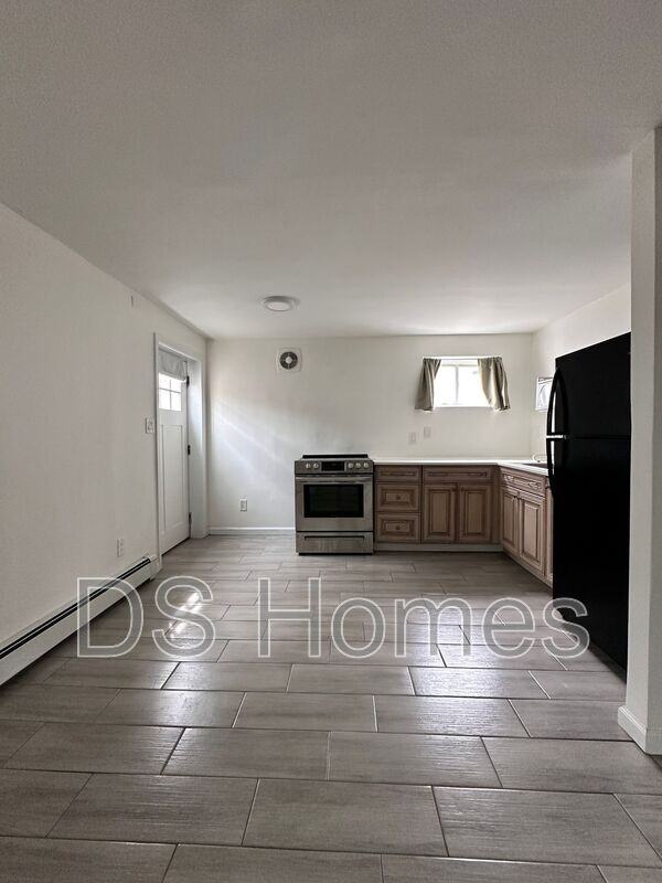 34 Elizabeth Ave - Photo 3 of 18