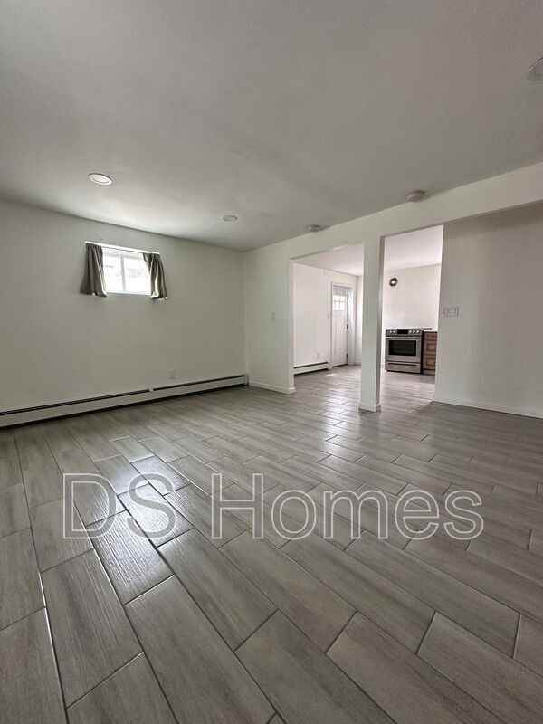 34 Elizabeth Ave - Photo 6 of 18