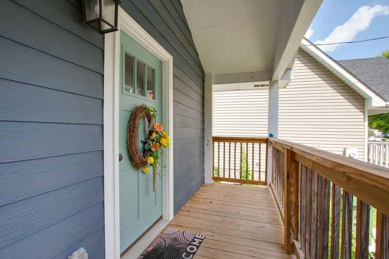 805 Rison Ave Ne - Photo 4 of 43