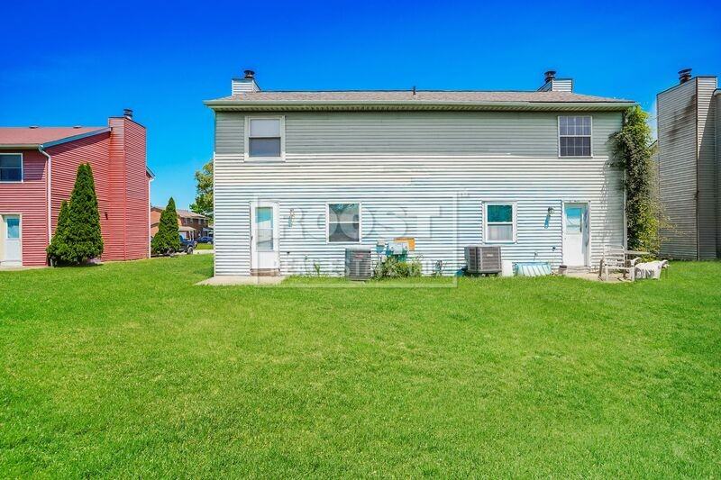 5623 Chatford Dr - Photo 2 of 10