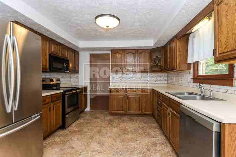 2600 Brookdale Dr - Photo 4 of 10