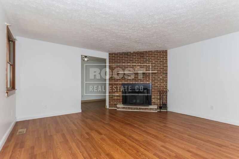 2600 Brookdale Dr - Photo 6 of 10