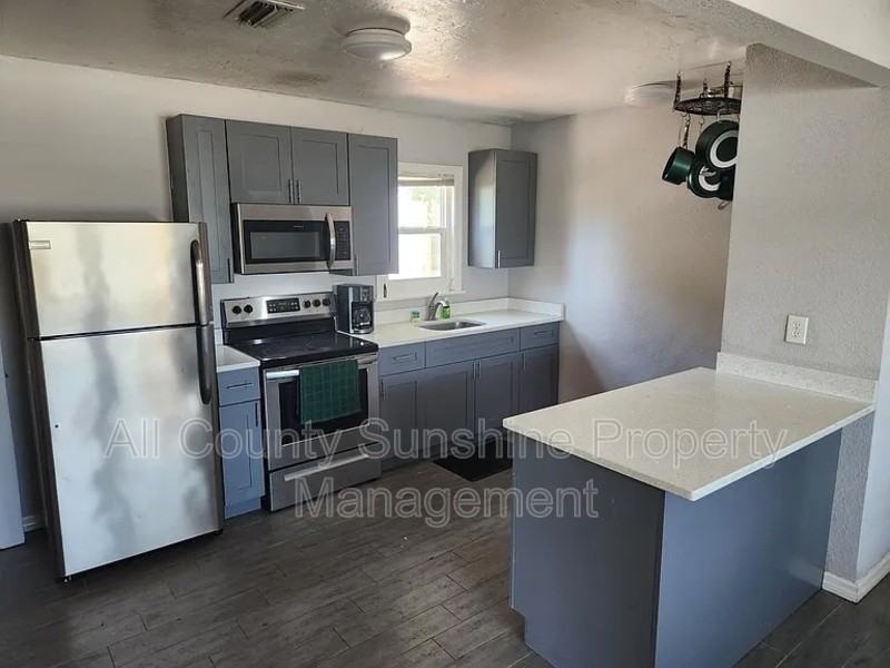 3312 17th St N - Photo 6 of 13