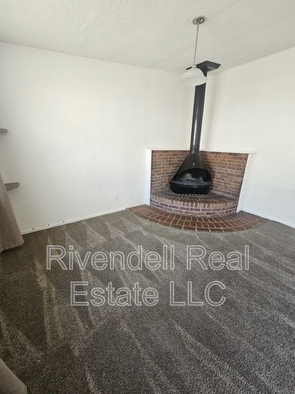 2279 Kendall St - Photo 6 of 16