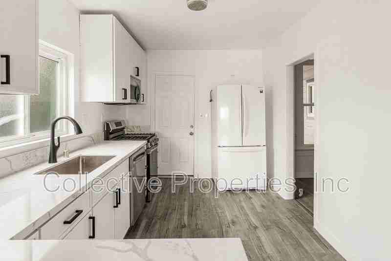 2084 Kearney Ave - Photo 2 of 10