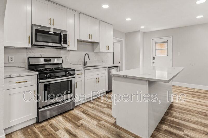 1141 Granger St - Photo 3 of 18