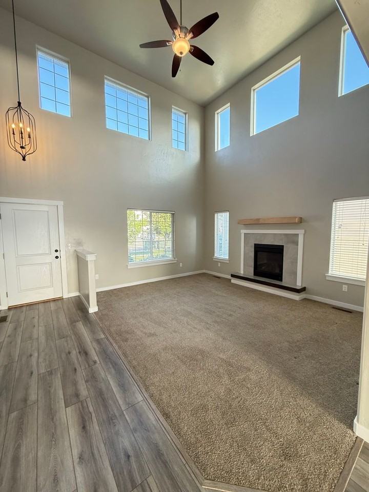 2946 Nw 8th Ave - Photo 7 of 16