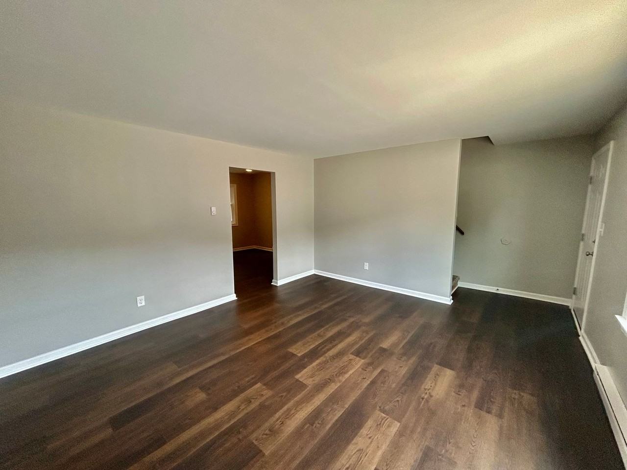 190 Macey Ave #6 - Photo 3 of 14