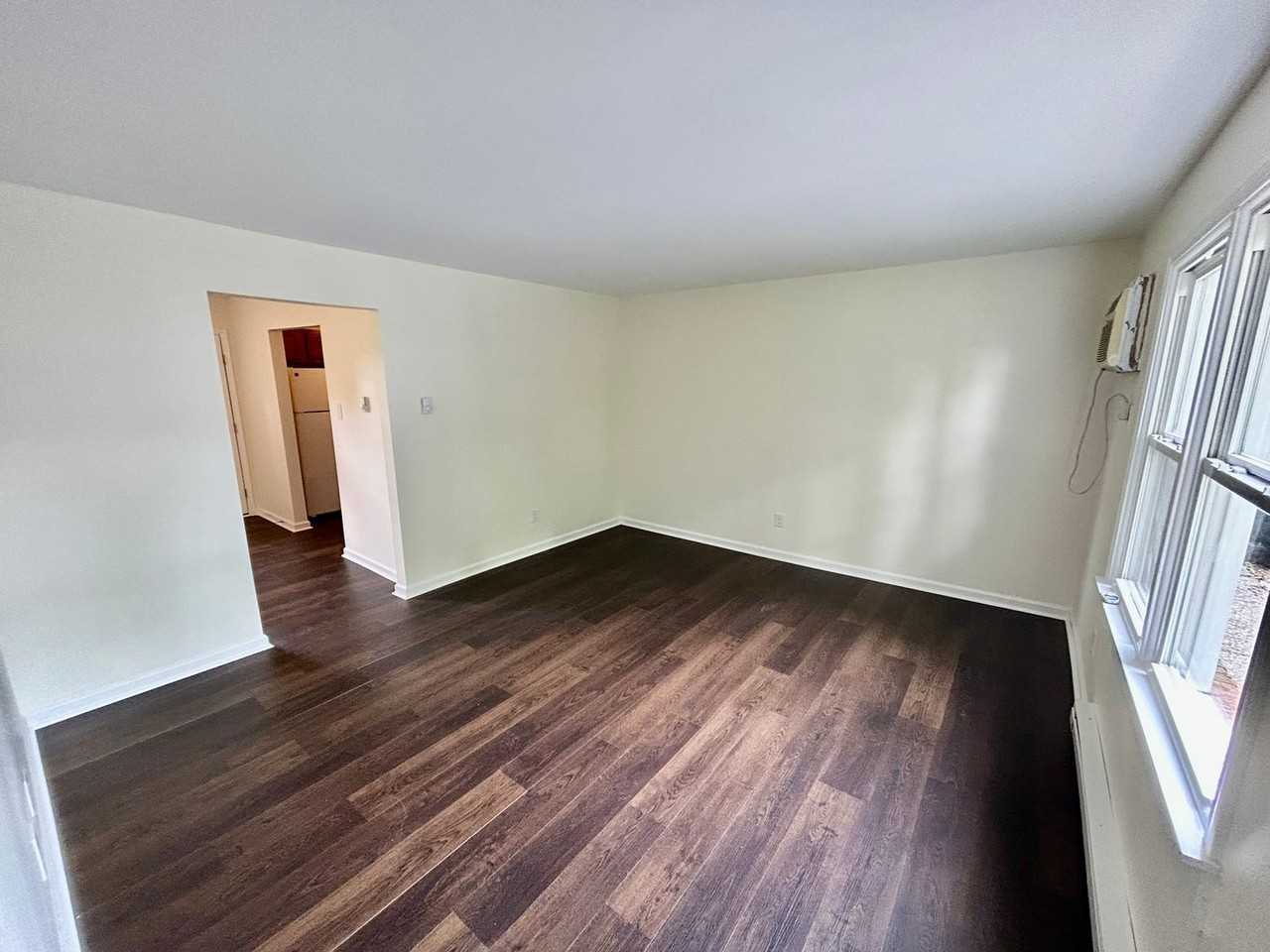 190 Macey Ave #17 - Photo 2 of 14