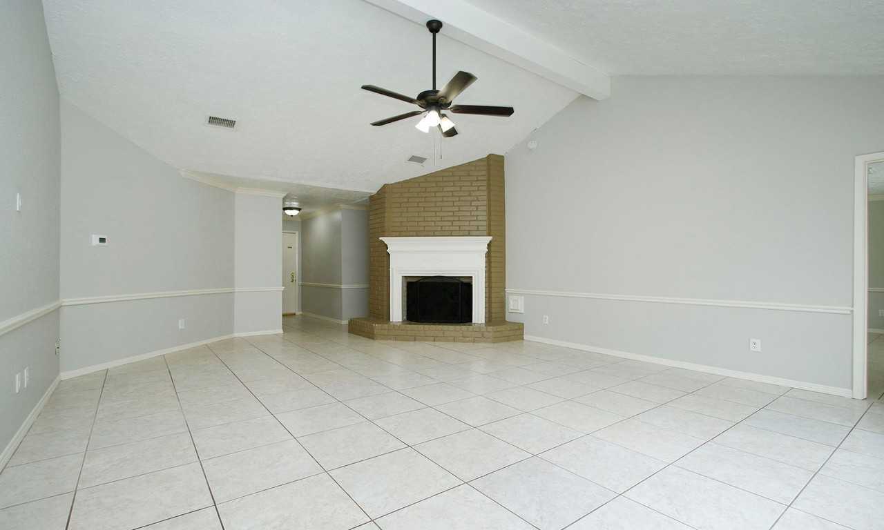 18531 Lippizaner Dr - Photo 7 of 33