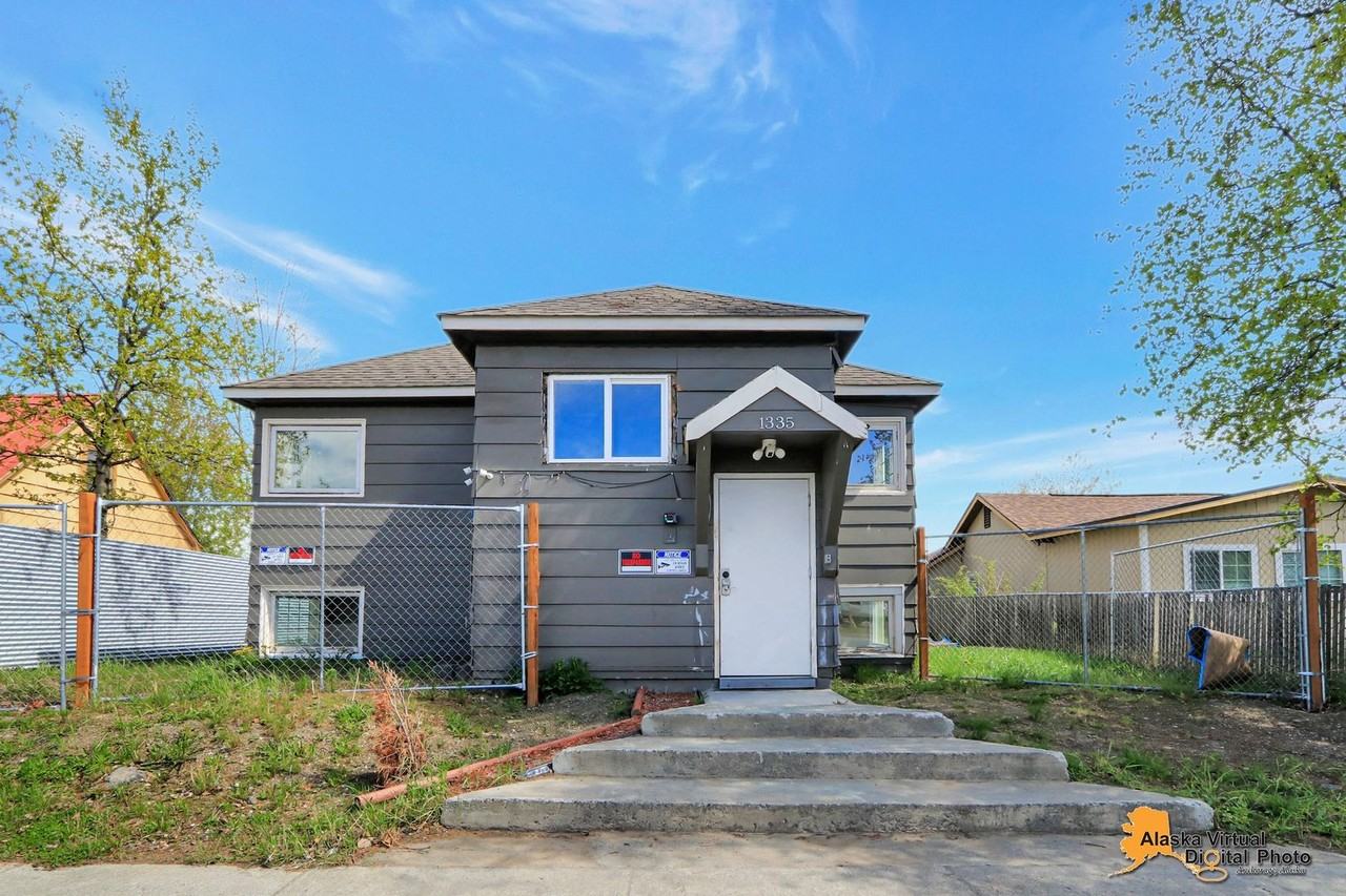 1335 Hyder Street - Photo 2 of 37