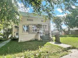 featured image of 421 E 9th Ave