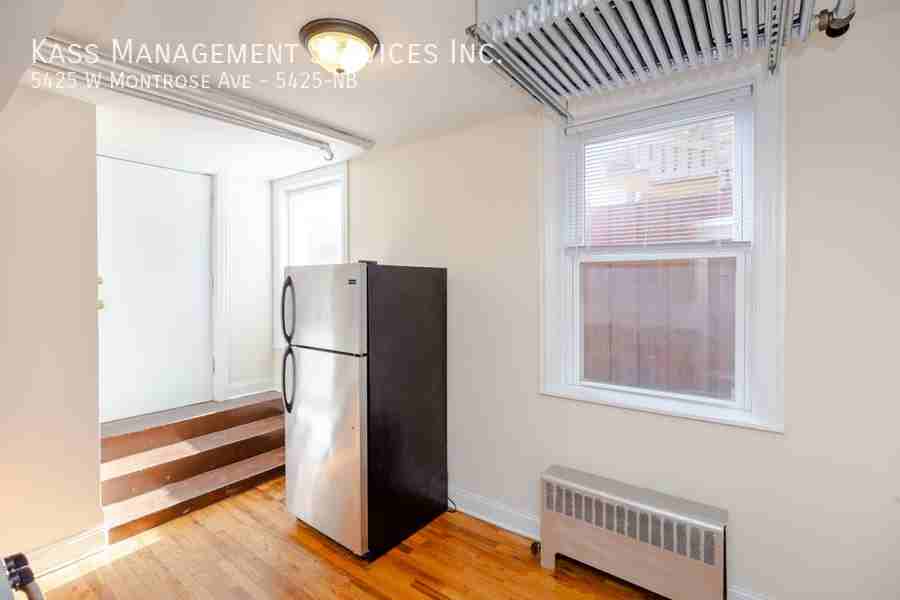 5419-27 W Montrose - Photo 2 of 11