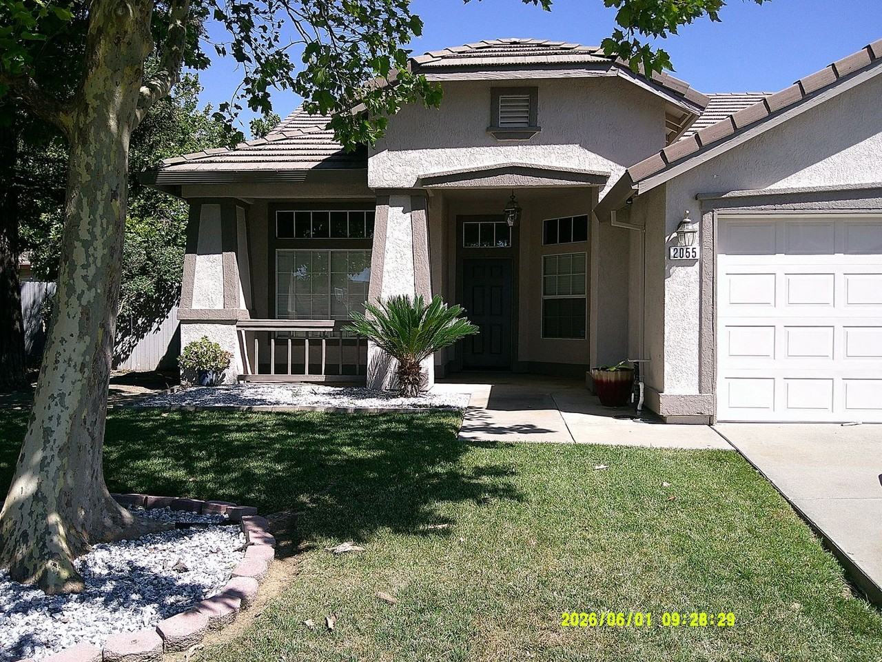 2055 Keel Ct - Photo 3 of 38