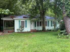 3519 Woodlawn Ave - Photo 1 of 1