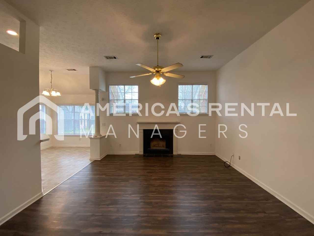 7936 Copperfield Dr - Photo 4 of 25