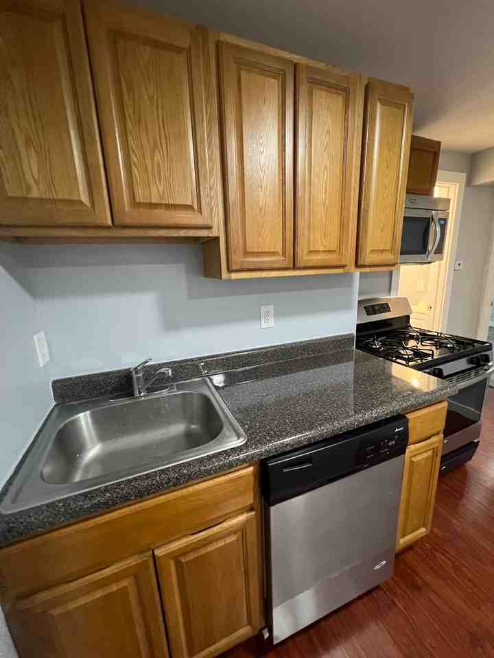 40 Walnut - Photo 2 of 26
