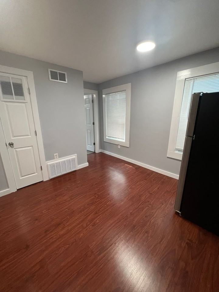 40 Walnut - Photo 6 of 26