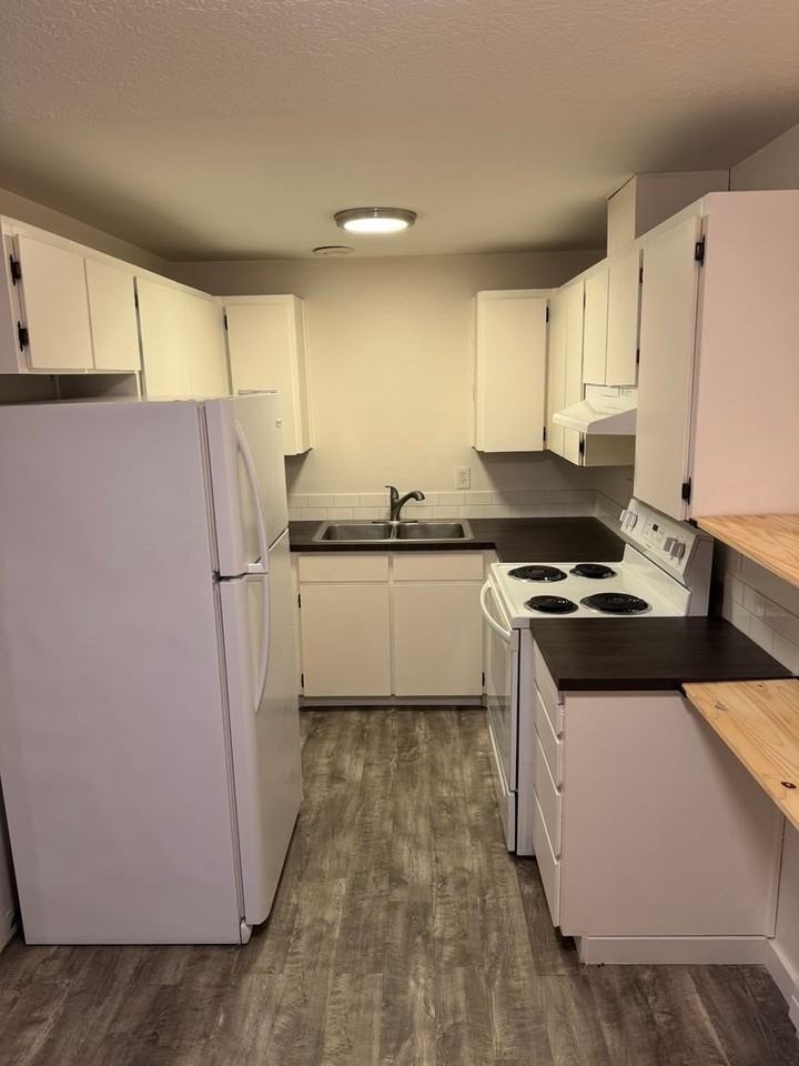 1816 18th Ave #D - Photo 2 of 13