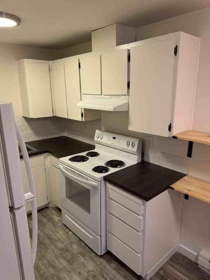 1816 18th Ave #D - Photo 3 of 13