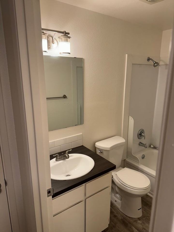 1816 18th Ave #D - Photo 7 of 13