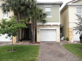 featured image of 894 Pipers Cay Dr