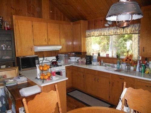 22535 N Tuolumne Rd - Photo 3 of 13