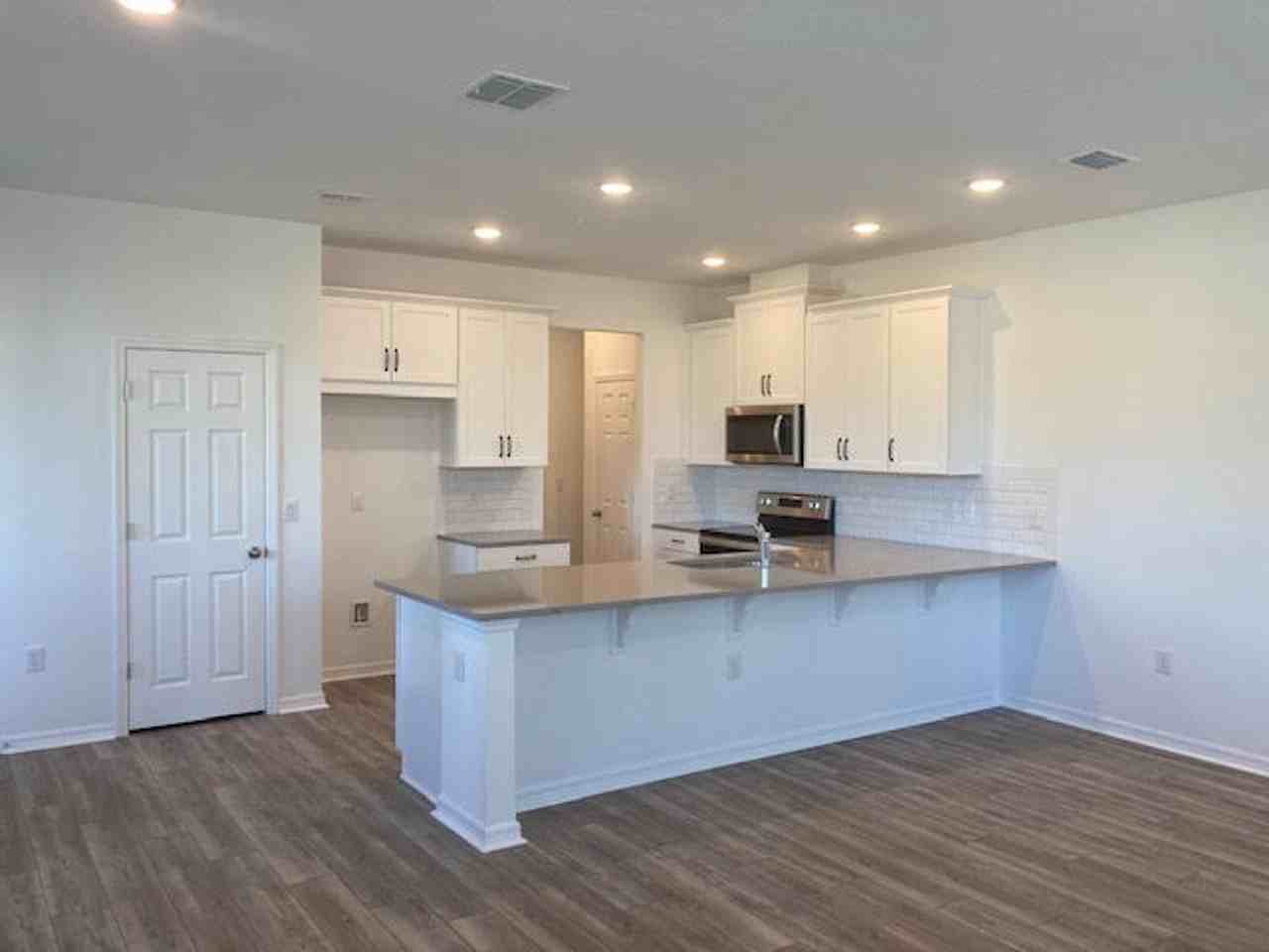 9915 Randal Walk St - Photo 5 of 21