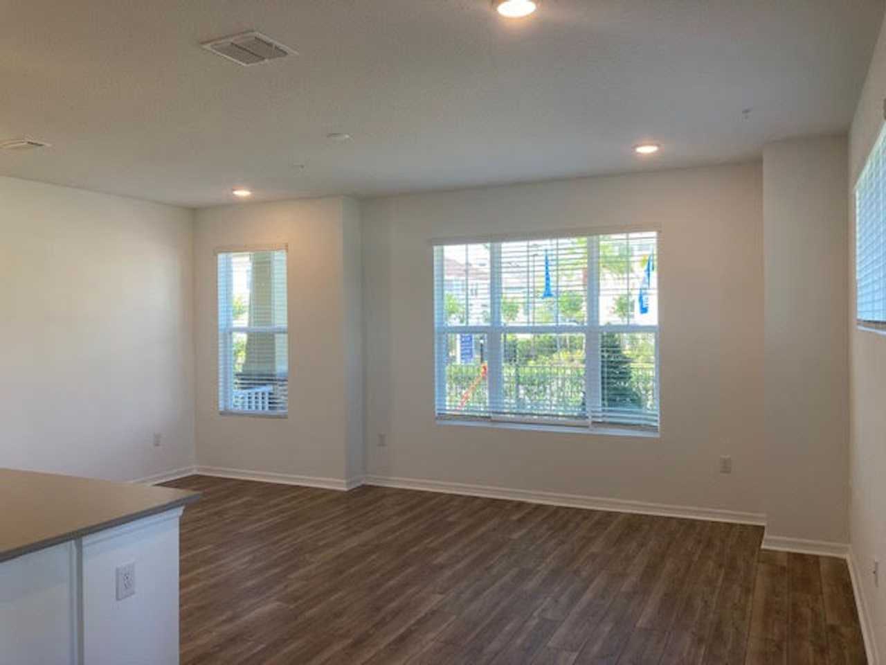 9915 Randal Walk St - Photo 6 of 21
