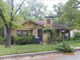 featured image of 814 Blue Ridge Dr