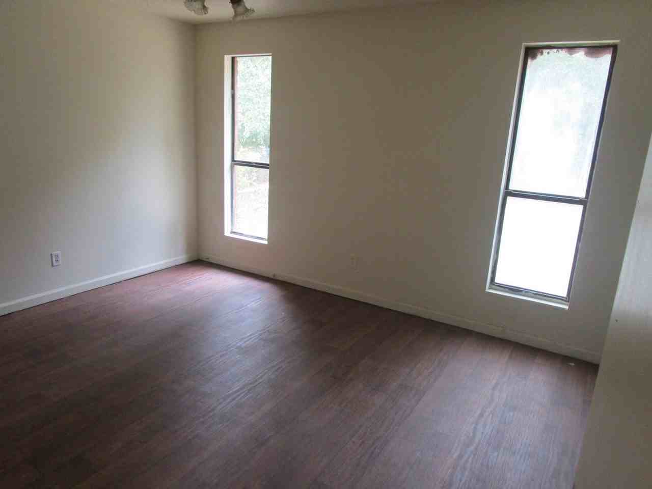 2604 Edmonton Ct - Photo 5 of 7