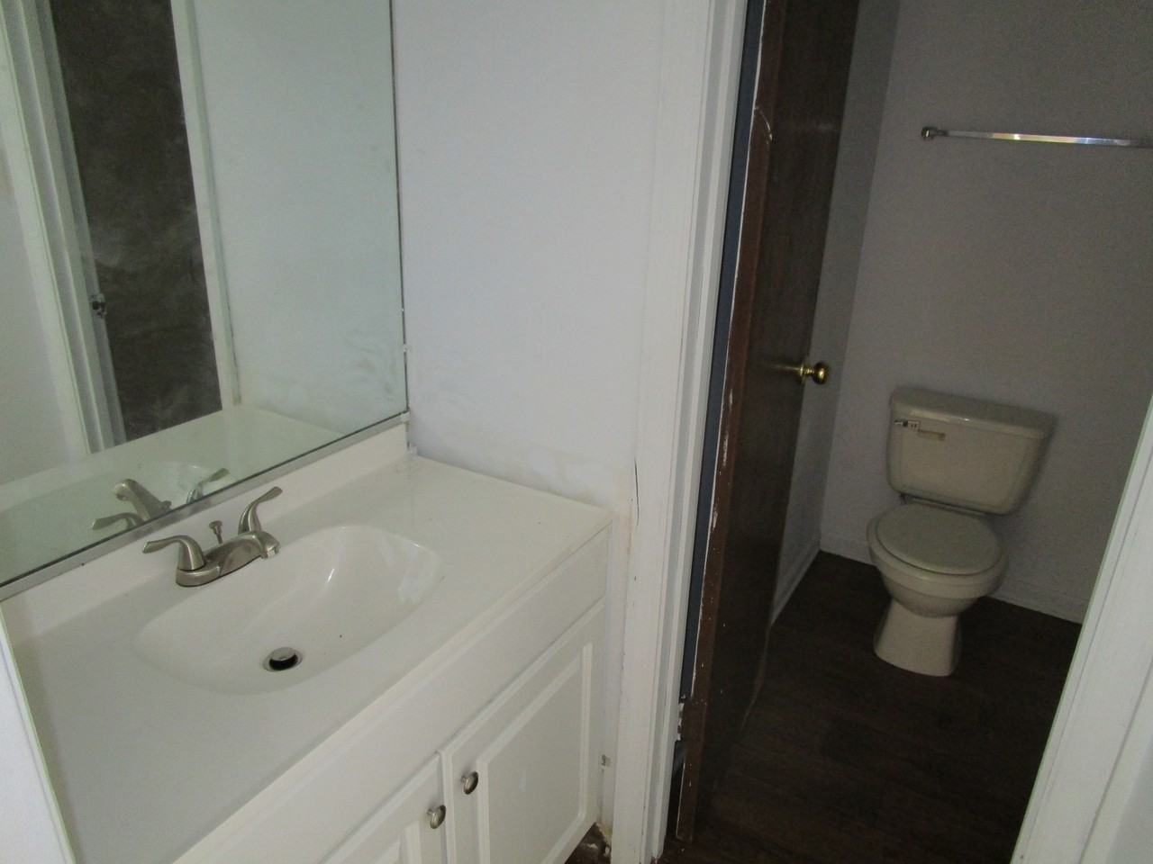 2604 Edmonton Ct - Photo 6 of 7
