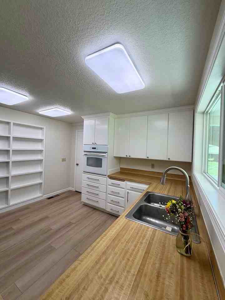 1191 Sable Dr - Photo 4 of 25