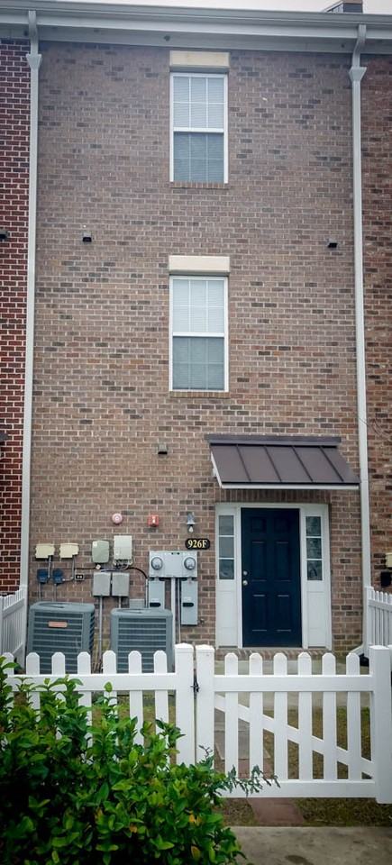 926 Price Ln Unit F - Photo 3 of 26