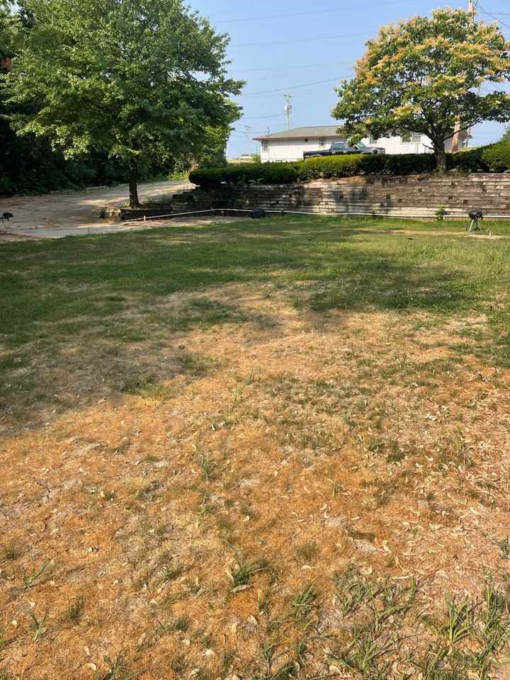 525 E 47th St - Photo 5 of 27
