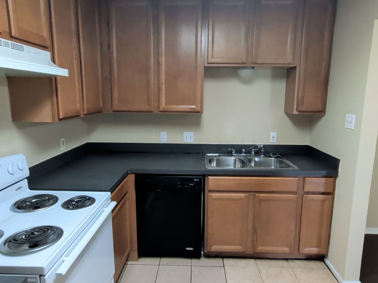 4329 Segura Ct S - Photo 5 of 20