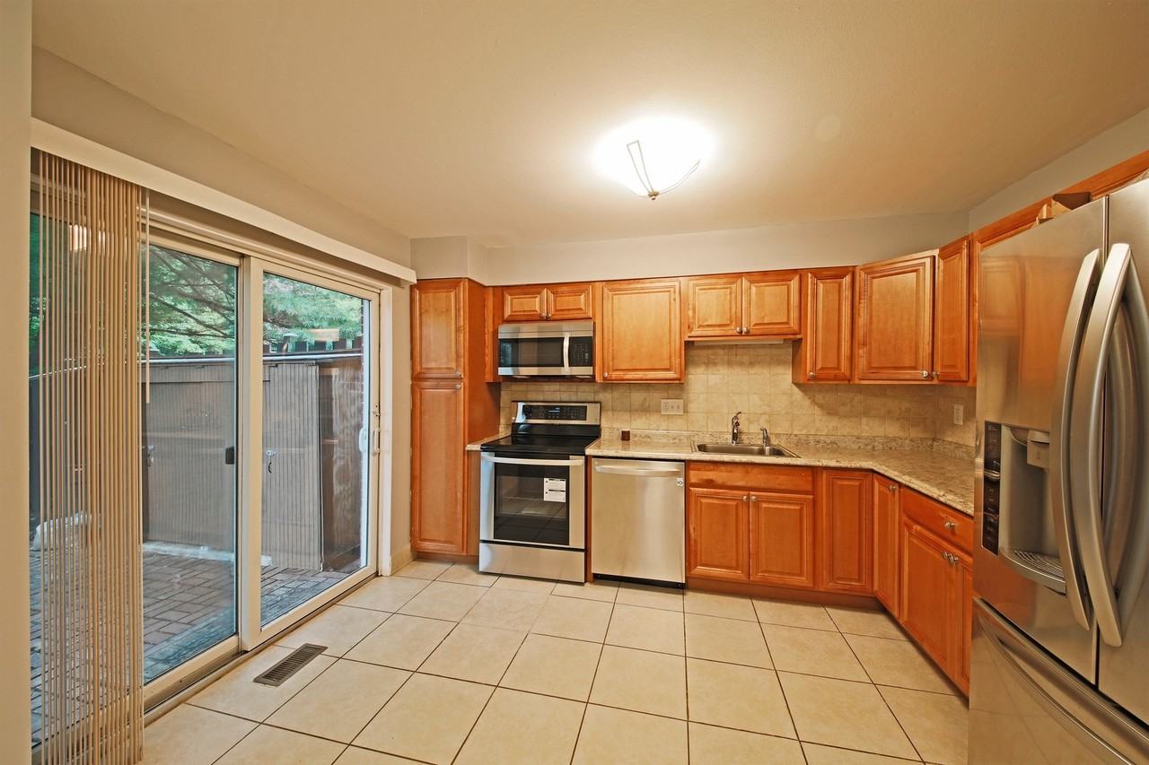 3334 3334 WEBLEY CT - 3334 WEBLEY CT - Photo 3 of 26