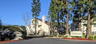 10560 Lakeside Dr N - Photo 1 of 1