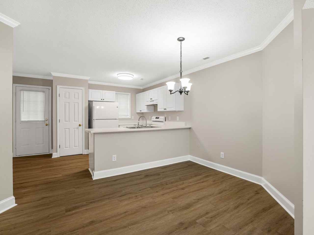 17 Whitfield Way - Photo 7 of 25