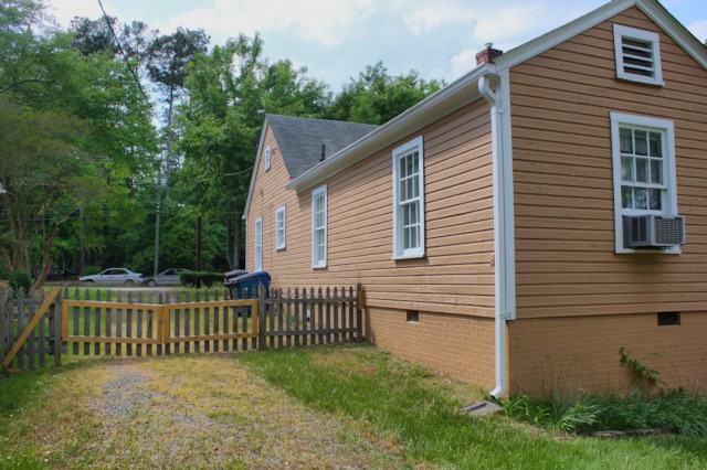 2603 Chapel Hill Rd - Photo 4 of 17