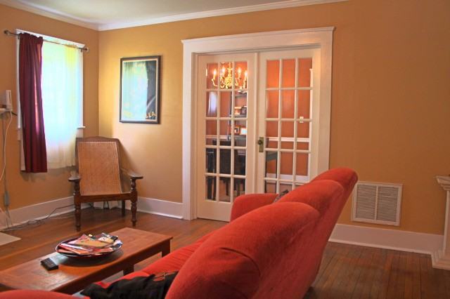 2603 Chapel Hill Rd - Photo 5 of 17